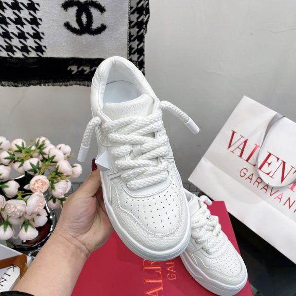 New Arrival LV Women Shoes 232