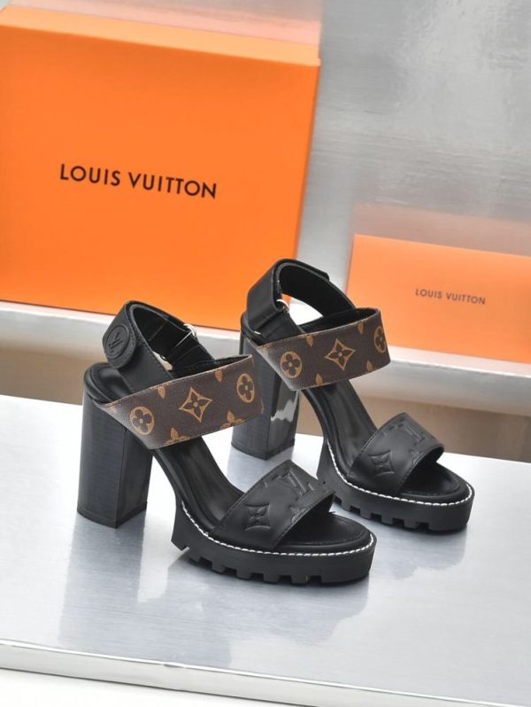 New Arrival LV Women Shoes 215