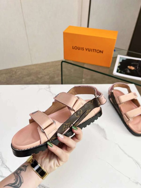 New Arrival LV Women Shoes 169