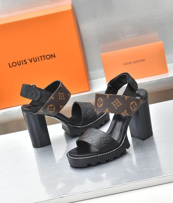 New Arrival LV Women Shoes 215