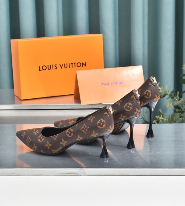 New Arrival LV Women Shoes 297