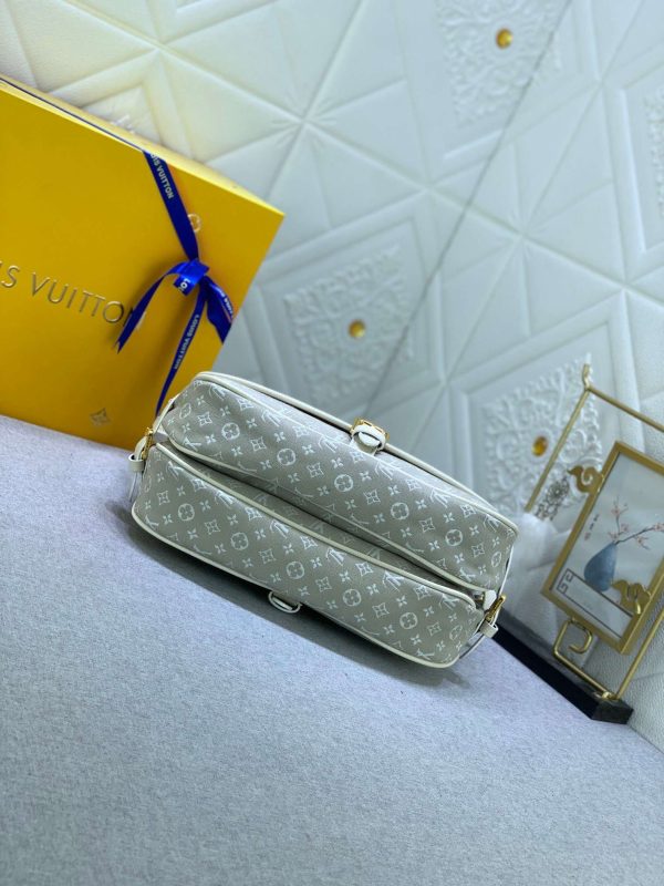 New Arrival L*V Handbag 1141