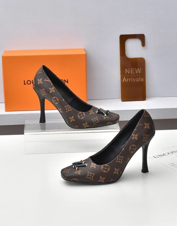 New Arrival LV Women Shoes 217