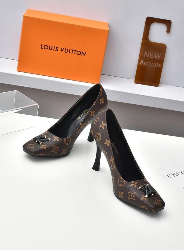 New Arrival LV Women Shoes 217