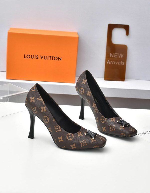 New Arrival LV Women Shoes 217