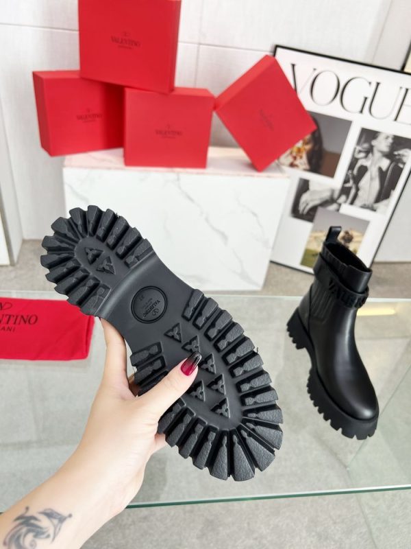 New Arrival Valentino Women Shoes 013