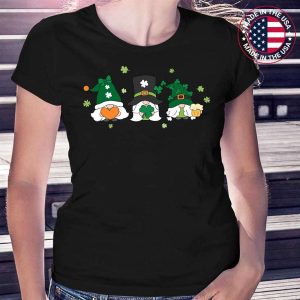 Cute Gnomes Holding Shamrock Green Beer St Patrick’s Day T-Shirt