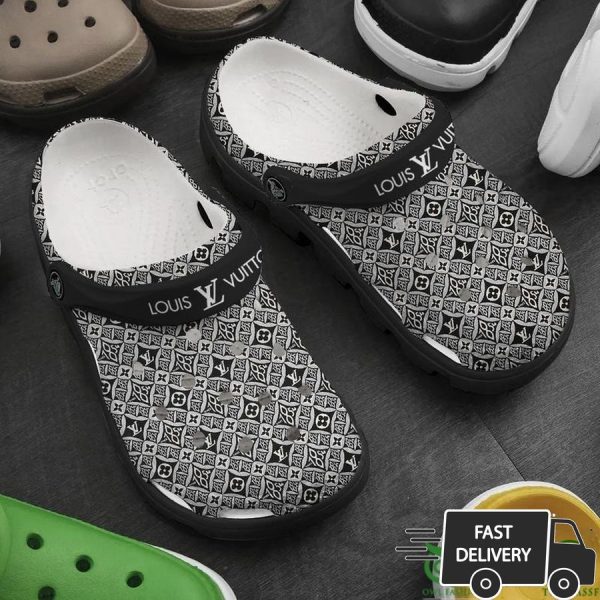 Louis Vuitton Black and White Pattern Crocs 019