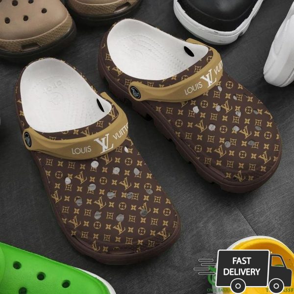 Louis Vuitton Brown Monogram Beige Crocs 020