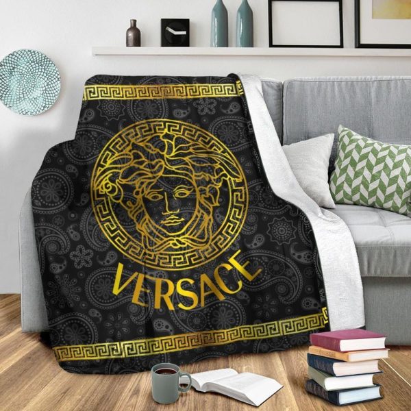 Luxurious Versace Blanket 029