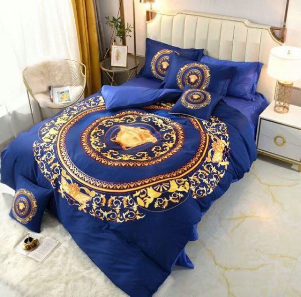 Luxury Brand Versace Type Bedding Sets 031