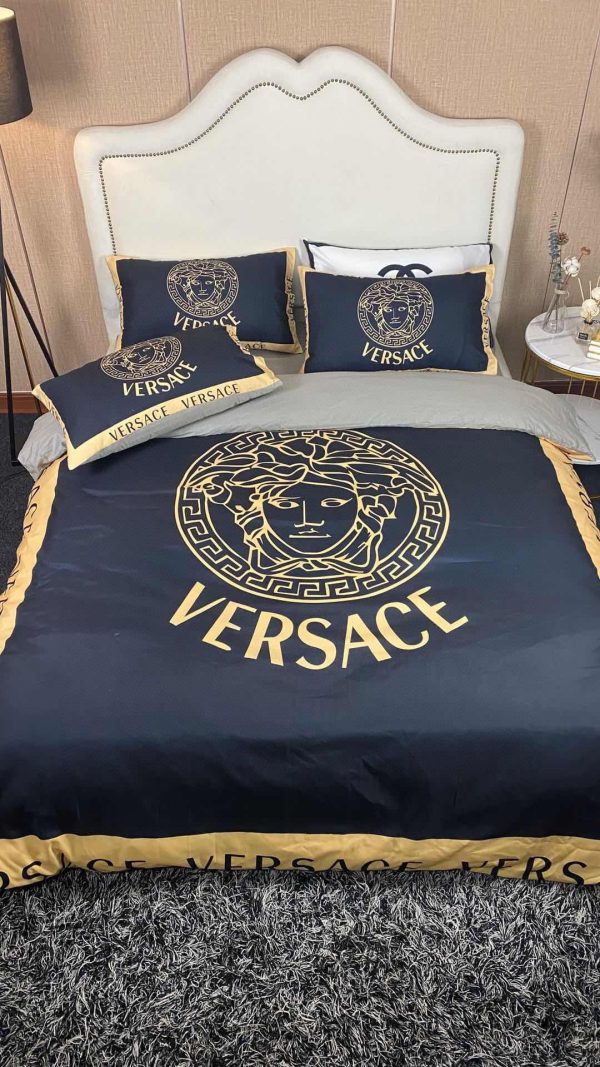 Luxury Brand Versace Type Bedding Sets Duvet Cover Bedroom Sets 090