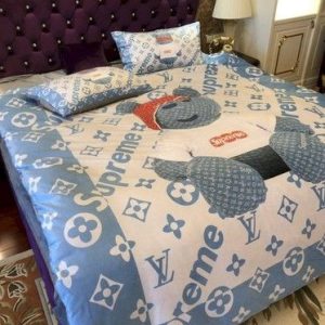 Luxury LV Supreme Bedding Sets Bedroom Luxury Brand Bedding 008