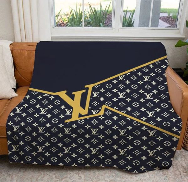 Luxury Louis Vuitton Blanket 035