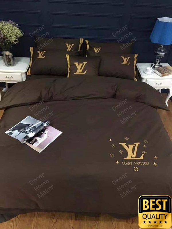 Luxury Louis Vuitton Dark Brown Logo On Bottom Left Beding Set 159