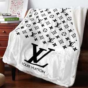 Luxury White Fashion Louis Vuitton Blanket 037