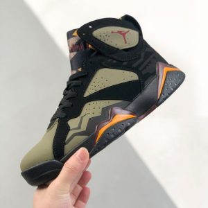 New Arrival Shoes AJ 7 Retro DN9782-001