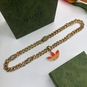 New Arrival Gucci Gold Necklace Women 101