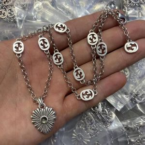 New Arrival Gucci Silver Necklace Women 049