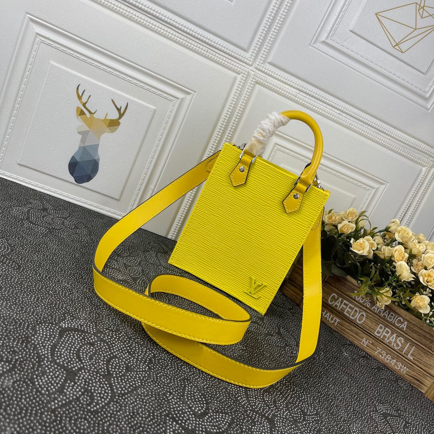 New Arrival L*V Handbag 831