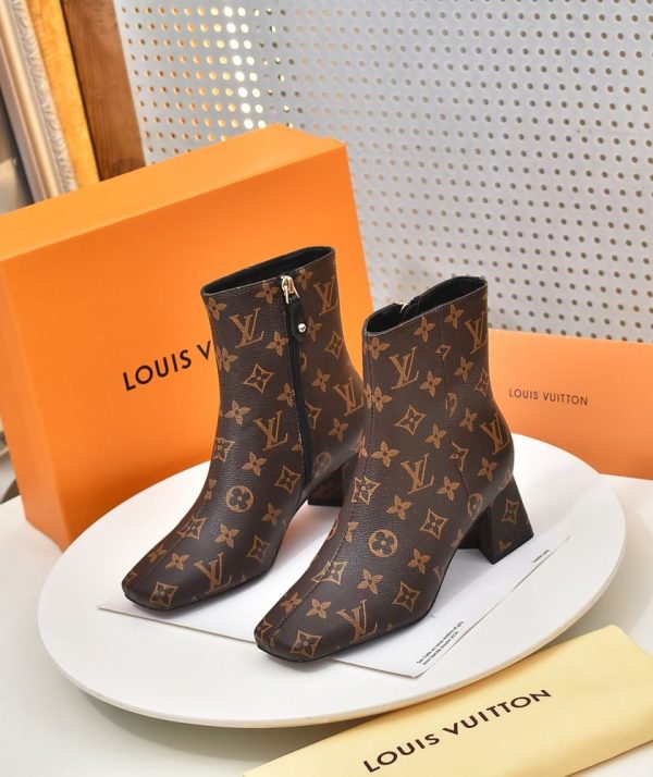 New Arrival LV Women Shoes 282