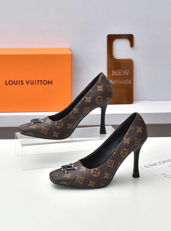 New Arrival LV Women Shoes 217