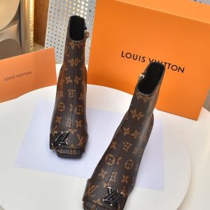 New Arrival LV Women Shoes 300