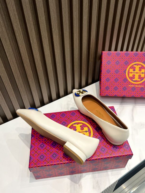 New Arrival LV Women Shoes 262