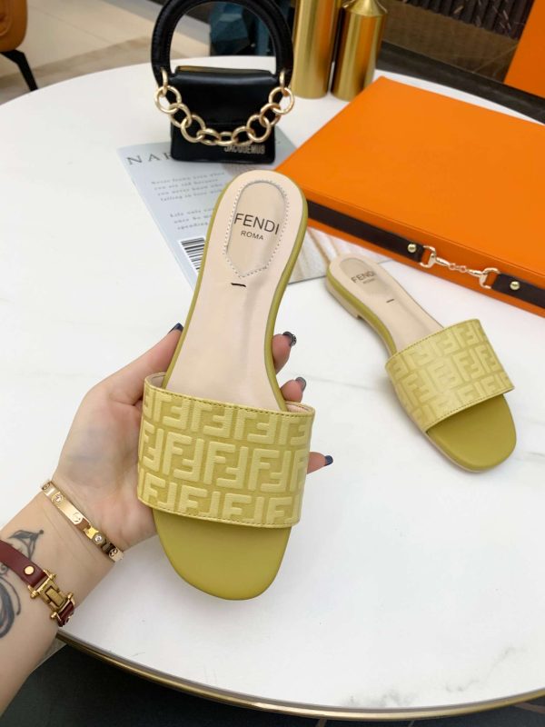 New Arrival Fendi Women Shoes F027