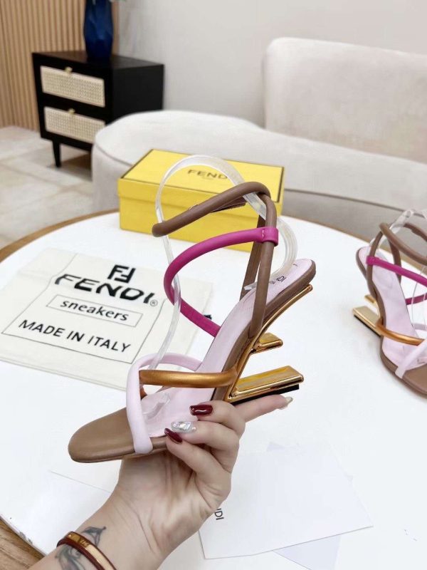 New Arrival Fendi Women Shoes F034