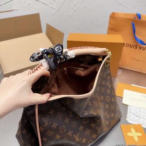 New Arrival LV Handbag L042