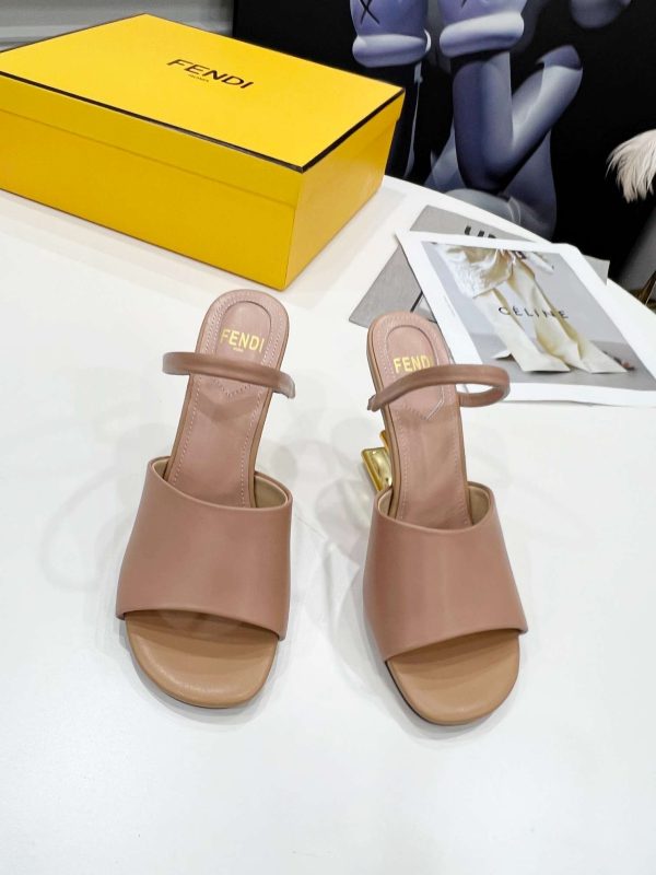 New Arrival Fendi Women Shoes F043