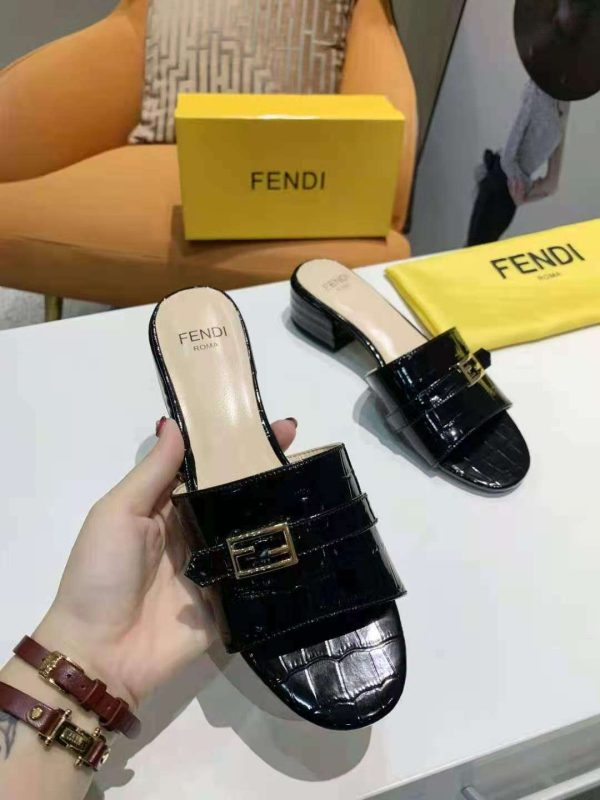 New Arrival Fendi Women Shoes F010