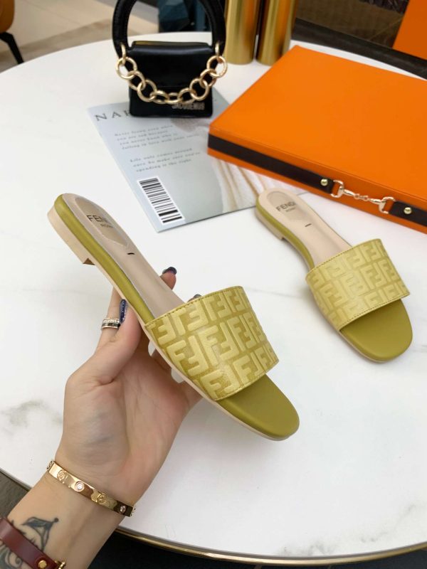 New Arrival Fendi Women Shoes F027