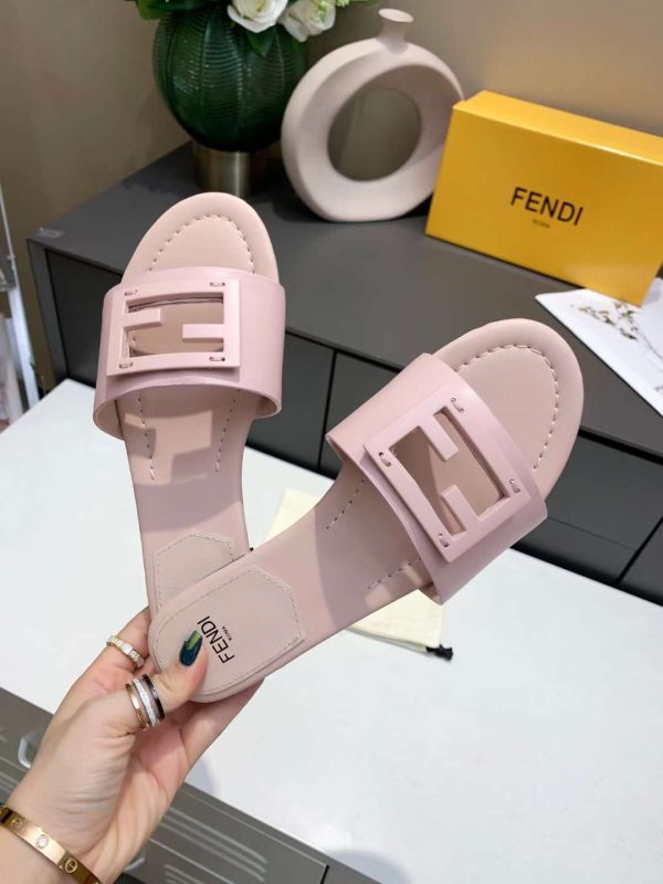 New Arrival Fendi Women Shoes F011