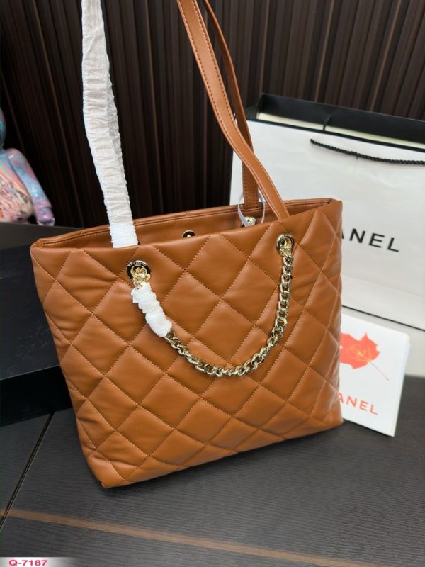 New Arrival CN Handbag C425