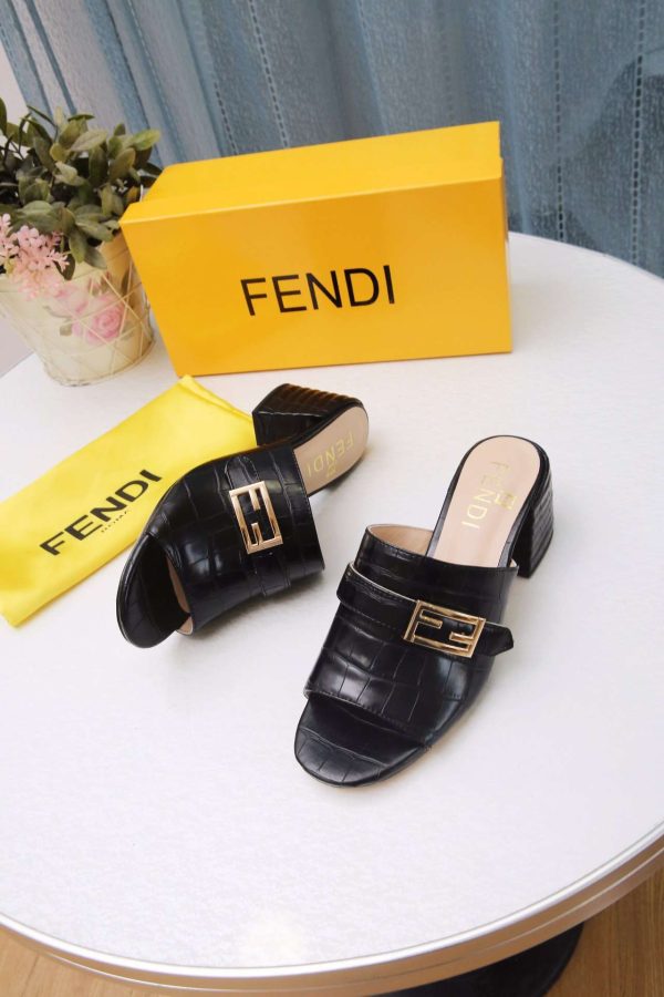 New Arrival Fendi Women Shoes F016