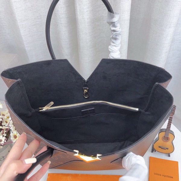 New Arrival LV Handbag L817