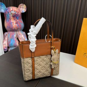 New Arrival LV Handbag L401