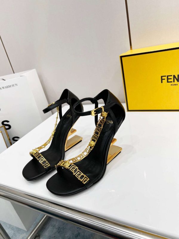 New Arrival Fendi Women Shoes F032