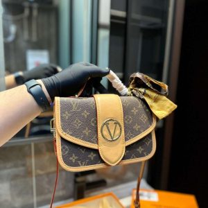 New Arrival LV Handbag L341