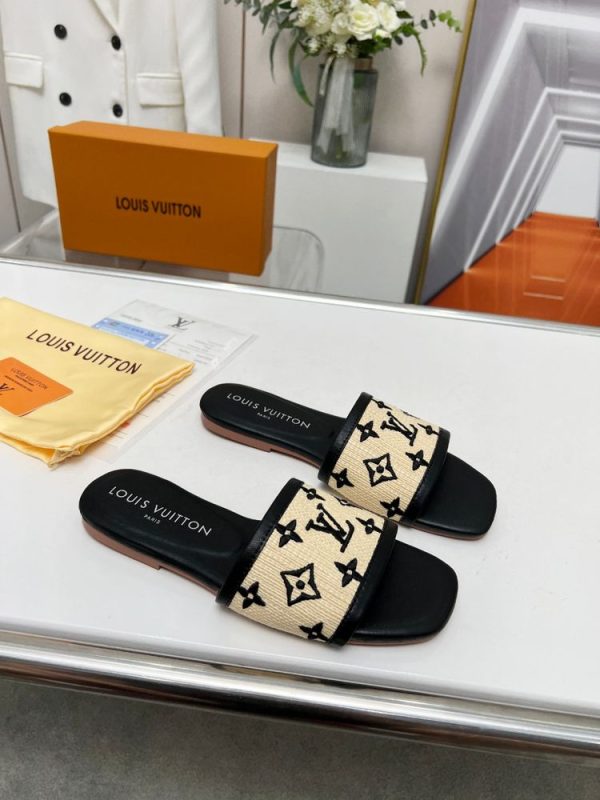 New Arrival LV Women Shoes L208