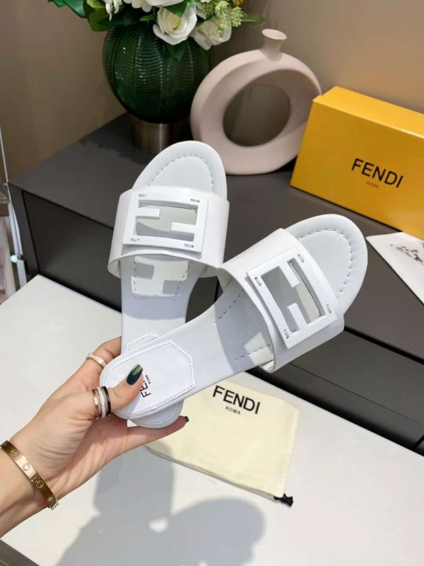 New Arrival Fendi Women Shoes F011