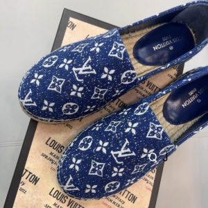 LV colors 022301 sz35 39XJ 05 855418