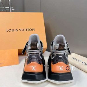 LV sz35 40 2C GDT020109 1376994