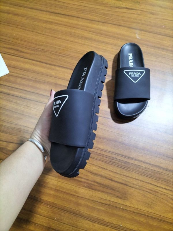 New Arrival Prada Women Shoes P025