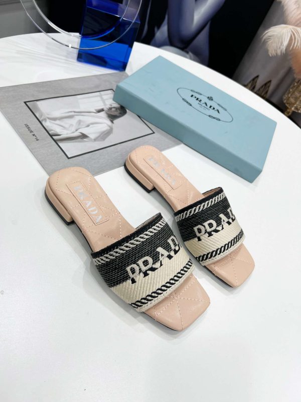 New Arrival Prada Women Shoes P007