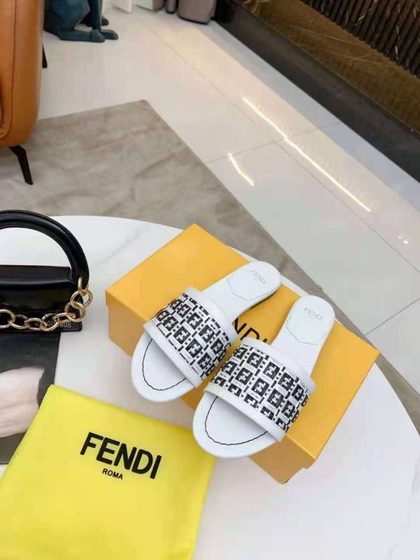 New Arrival Fendi Women Shoes F017