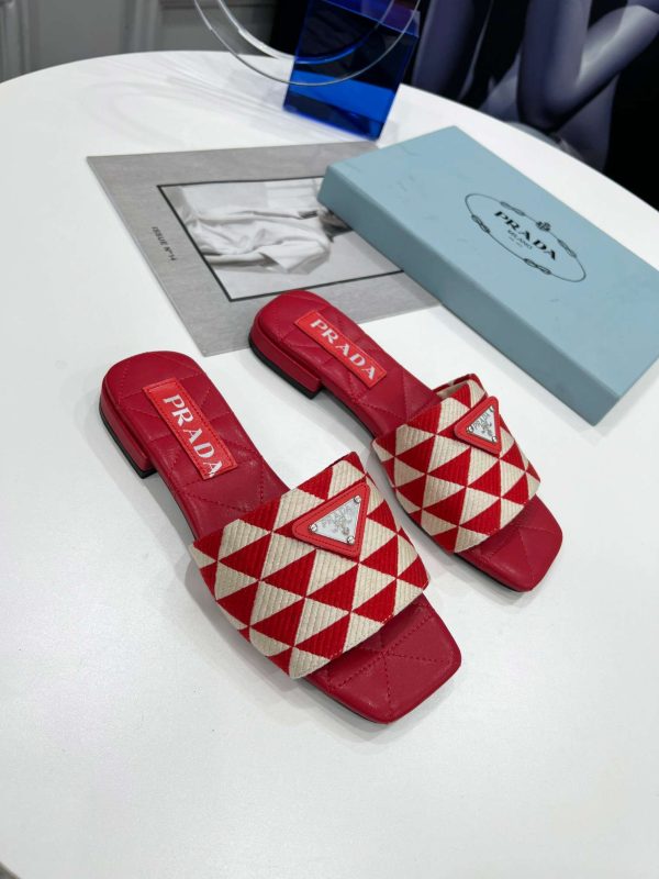 New Arrival Prada Women Shoes P005