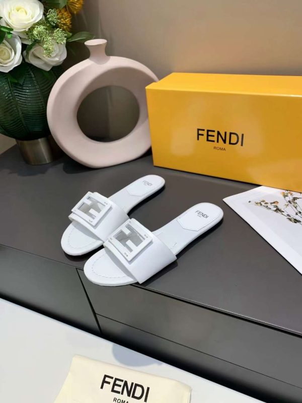 New Arrival Fendi Women Shoes F011